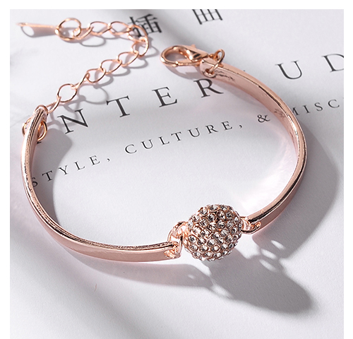 Drilled metal bracelet 01